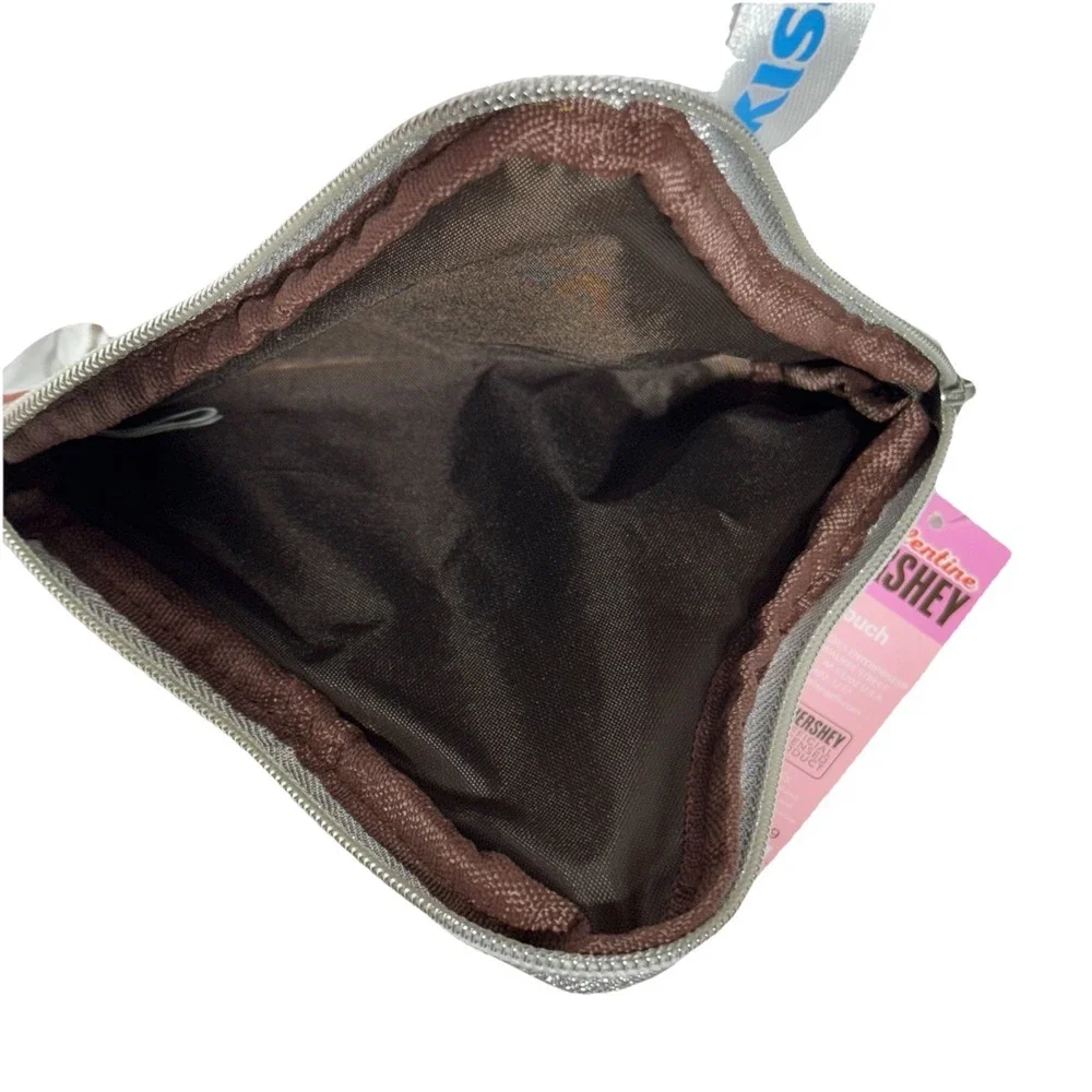 Hershey's Kisses and Reese's Peanut Butter Cup Pouch Set of 2‎